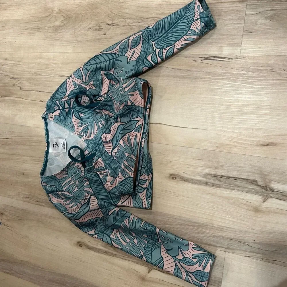 Kid Target Art Class Floral print bikini tops only size XS (4/5)